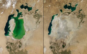 Аральское море, Центральная Азия. Слева: 2000 год, справа 2014 год